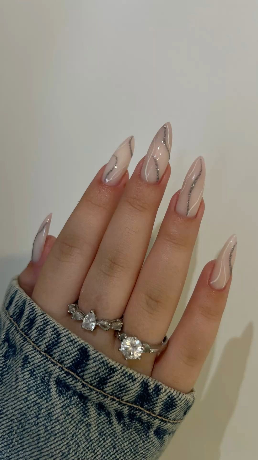 Nail Art (Medium)